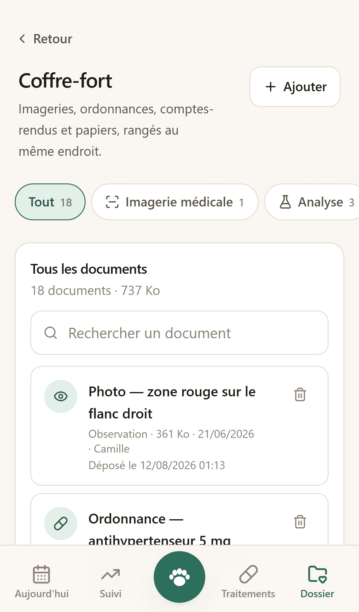 Écran du coffre-fort à documents, avec la bande des rangements en haut.